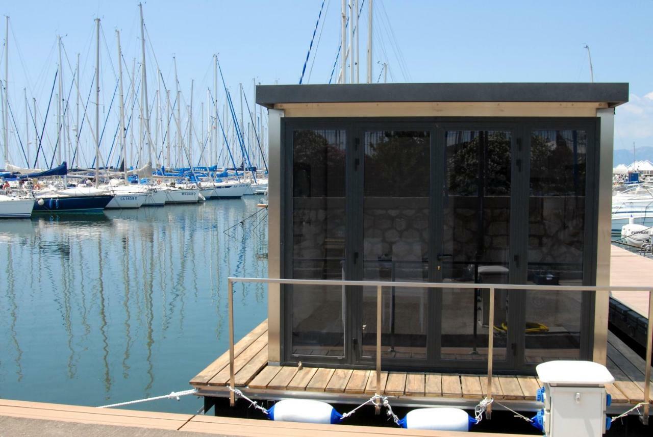 House Boat Luxury Cagliari Hotell Exteriör bild